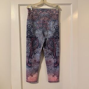 Evolution & Creation High-Rise Yoga Leggings with Pink and Blue Design - Size M